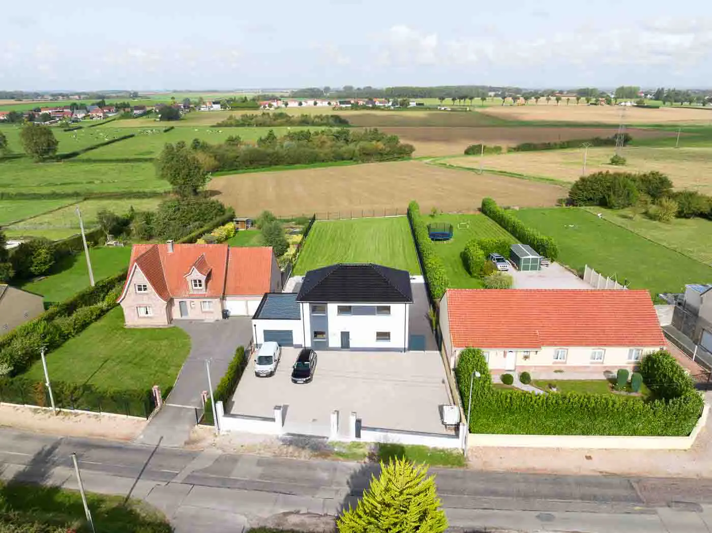 votre-maison-vue-du-ciel-par-drone-a-arras-region-hauts-de-france-nord-pas-de-calais